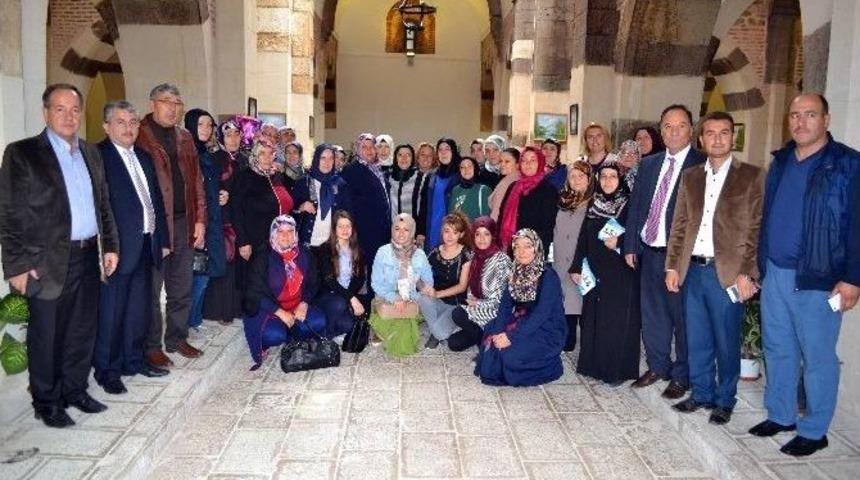 Milletvekili Adayı &Ouml;zkal &Ccedil;ay İl&ccedil;esini Ziyaret Etti