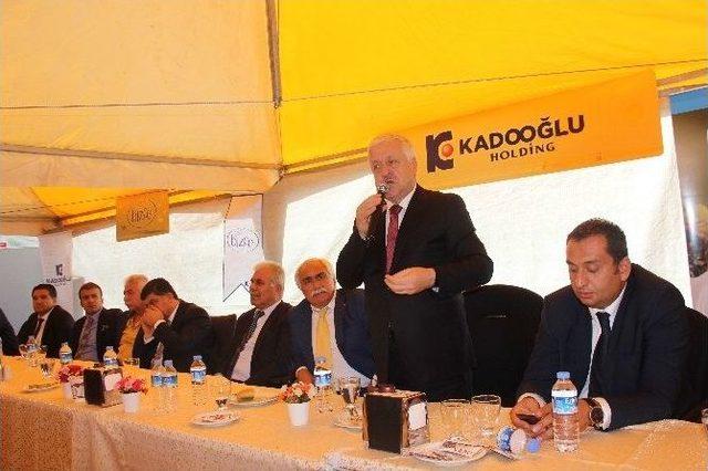 Milletvekili Adayları Uzer Ve Gül Fabrika İşçileriyle Yemekte Buluştu