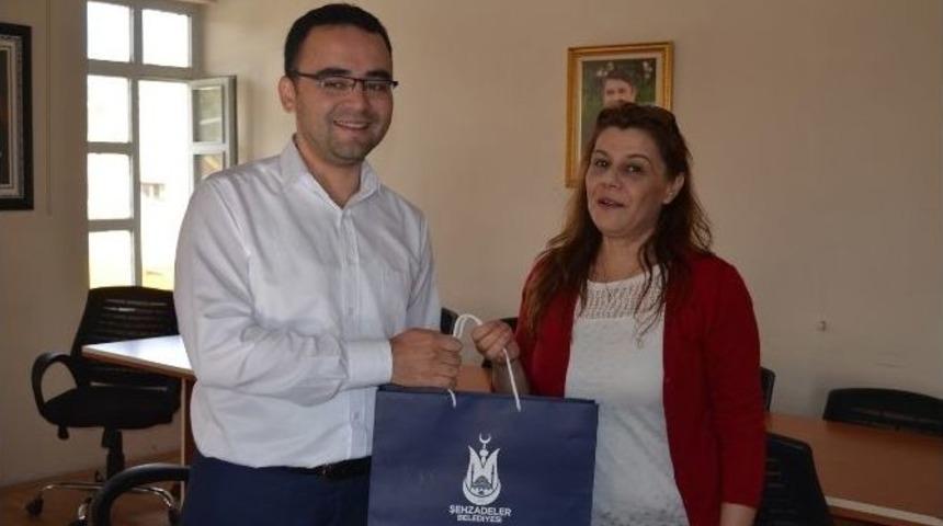 Kent Konseyi Kadın Meclisi &Uuml;yeleri Kula&rsquo;yı Gezdi