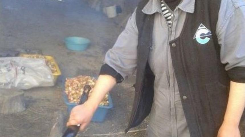 K&uuml;reli Ev Hanımları Pekmezle Kışa Hazırlık Yapıyor