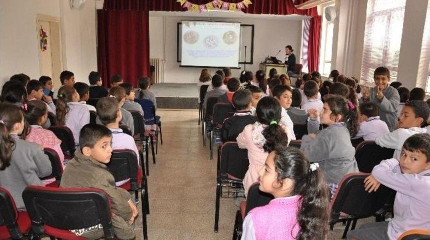 Bilecik&rsquo;te &Ouml;ğrencilere Hayvan Sevgisi Semineri Verildi