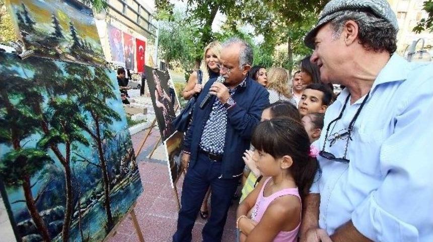 Bayraklı&rsquo;daki Sanat Sokağında Resim Zamanı