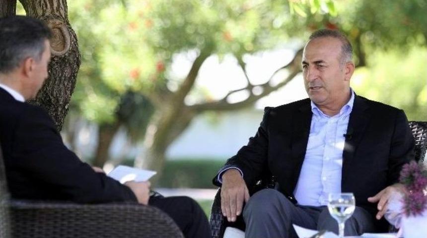 Ak Parti Genel Başkan Yardımcısı Mevl&uuml;t &Ccedil;avuşoğlu: