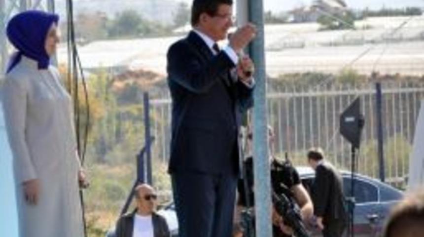 Başbakan Davutoğlu: "puslu Havayı Seven B&uuml;t&uuml;n &Ccedil;akallar Meydana &Ccedil;ıktı"