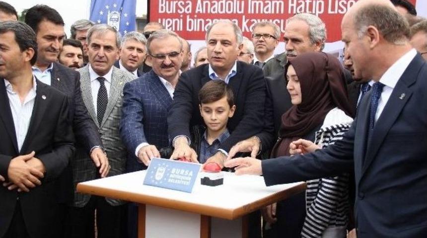 Bursa İmam Hatip Yeniden Y&uuml;kseliyor