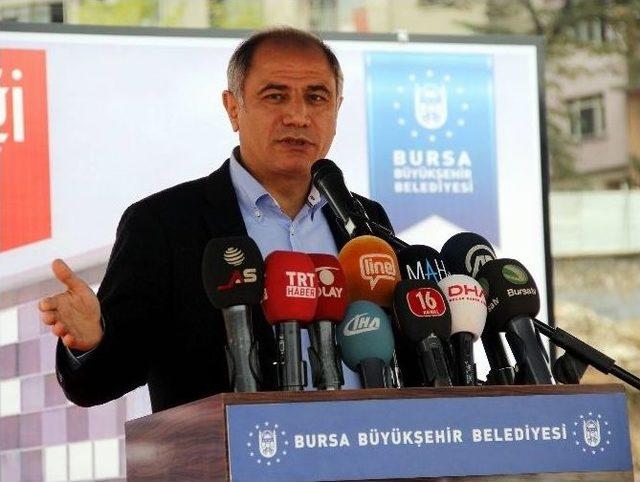 Bursa İmam Hatip Yeniden Yükseliyor