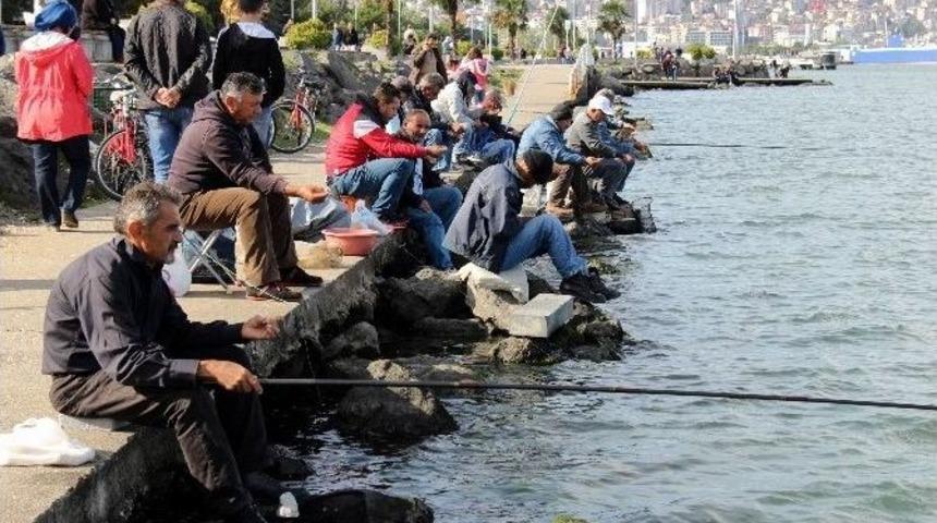Güneş Yüzünü Gösterdi, Sahiller Hareketlendi