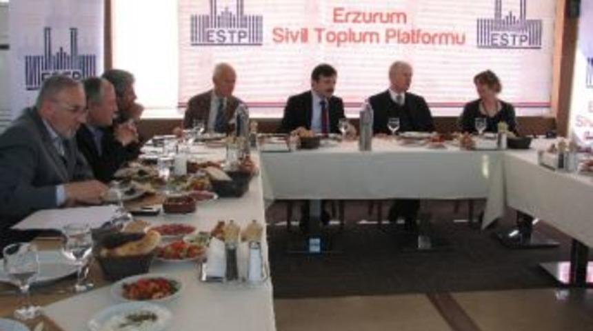 Erzurum&rsquo;a Gelen Agit Heyeti Estp İle Toplantı Yaptı