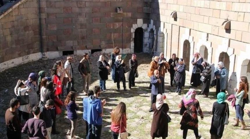 Ervak Gen&ccedil;leri Tabyalarla Buluşturdu