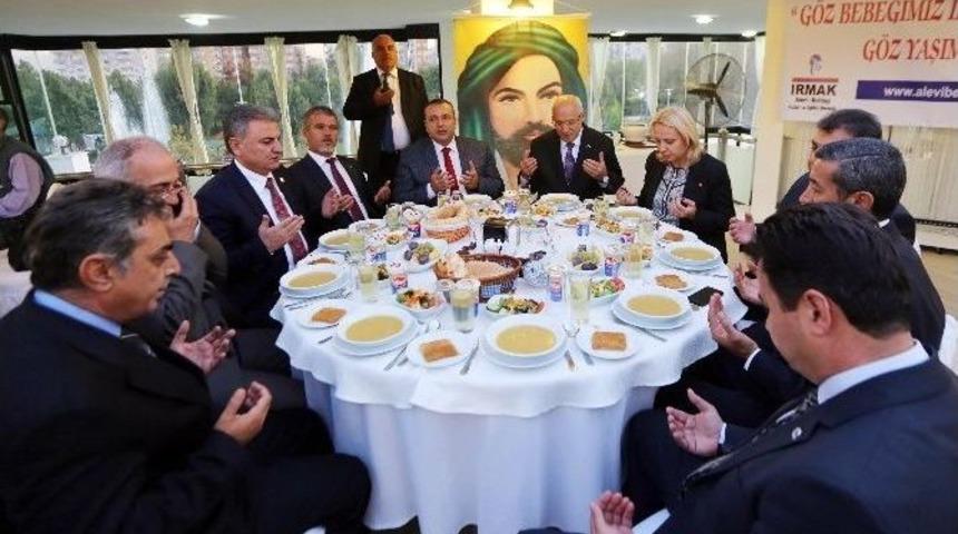 Yenimahalle Belediye Başkanı Yaşar, Muharrem İftarına Katıldı