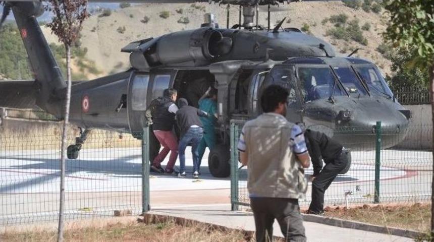 Tunceli&rsquo;de Askeri Araca Bombalı Saldırı: 2&rsquo;si Ağır 4 Yaralı