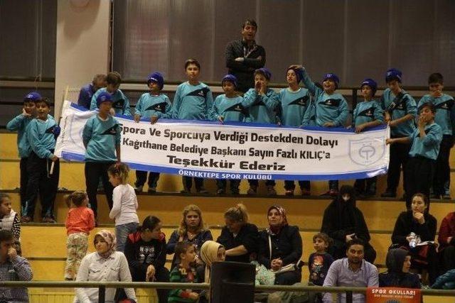 Kağıthaneli Çocuklar, Evden Okula Okuldan Spora Gidecekler