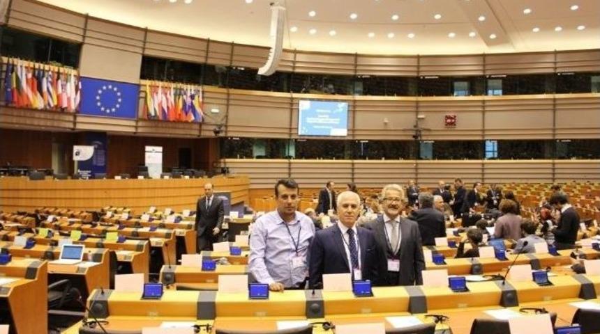 D&uuml;nya Adına Br&uuml;ksel&rsquo;de &Ouml;nemli Buluşma