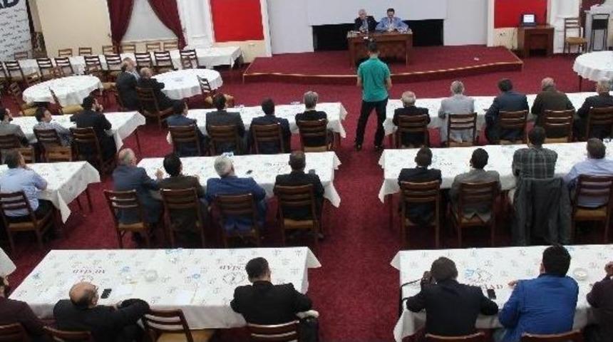 M&uuml;siad Konya Şubesi Cuma Konferansları S&uuml;r&uuml;yor