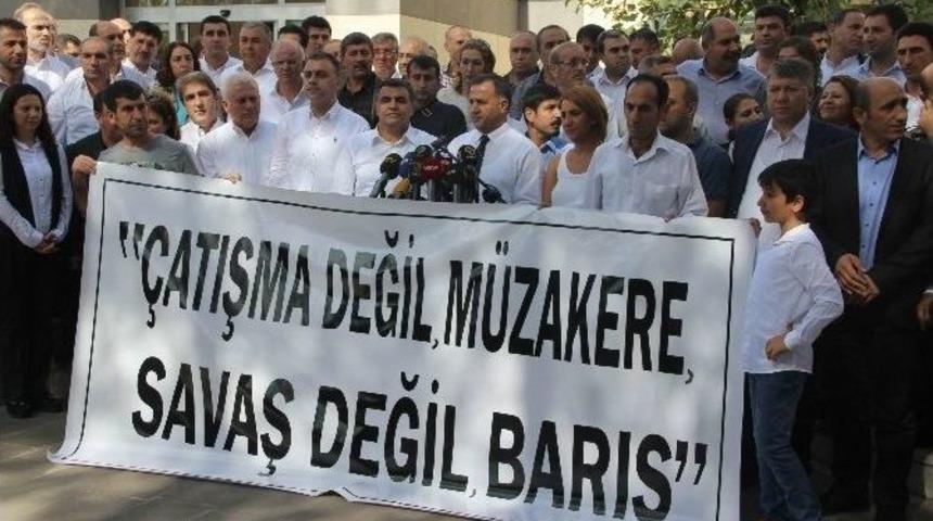 Diyarbakır&rsquo;da &lsquo;barış&rsquo; &Ccedil;ağrısı Yapan 750 Stk Beyaz G&uuml;vercinler U&ccedil;urdu