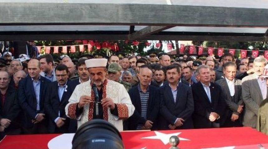 Kılı&ccedil;daroğlu&rsquo;ndan Şehit Babasına Başsağlığı