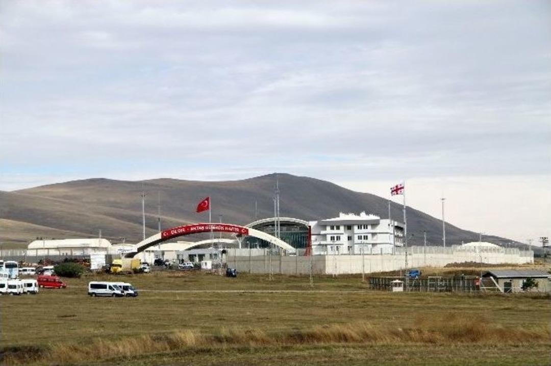 60 Yıllık Hasret Sona Erdi, Aktaş Sınır Kapısı A&ccedil;ıldı