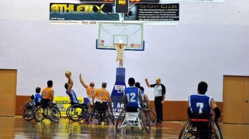 Aydınlı Engelliler, Bursa&rsquo;yla Karlılaştı