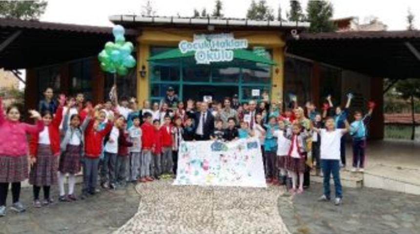 &Ccedil;ocuklara Hakları Anlatıldı