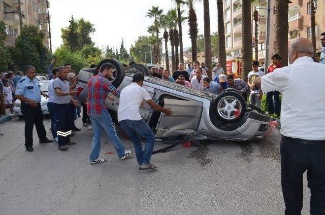 Gelin Arabası Takla Attı: 2 Yaralı