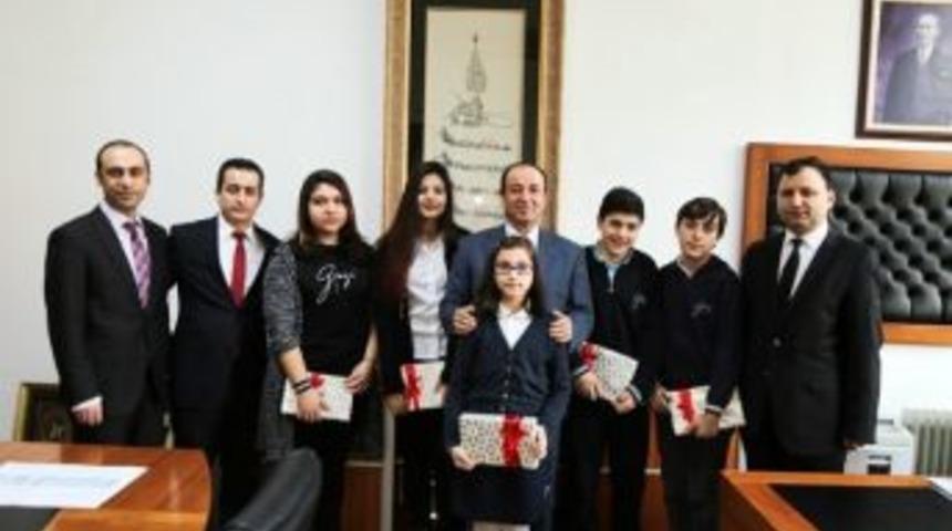 &ldquo;ekmek İsrafını &Ouml;nleme Kampanyası&rdquo;nda &Ouml;d&uuml;ller Sahiplerini Buldu