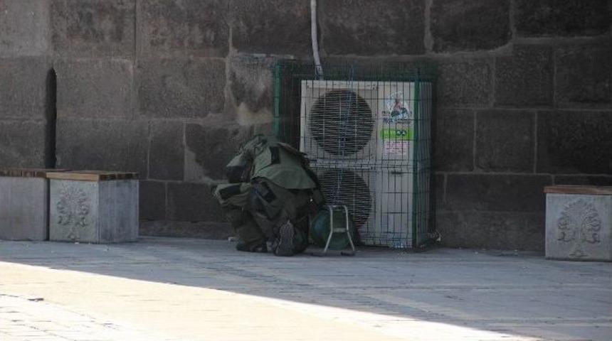 Ş&uuml;pheli &Ccedil;anta Boş &Ccedil;ıktı