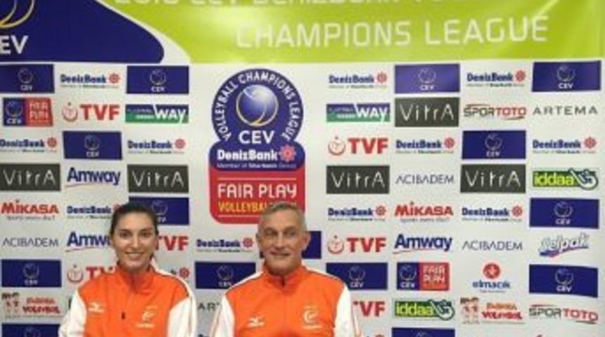 Eczacıbaşı Vitra, Şampiyonlar Ligi Hazırlıklarını S&uuml;rd&uuml;r&uuml;yor