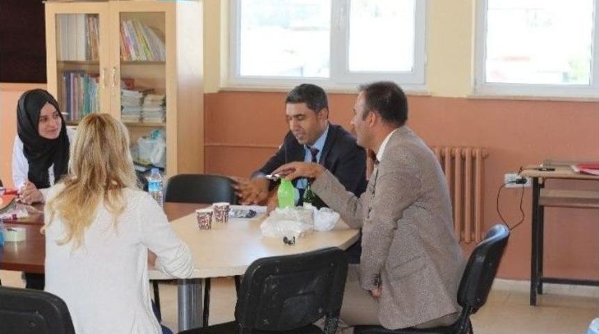 Milli Eğitim M&uuml;d&uuml;r&uuml; Edip&rsquo;ten K&ouml;y Okullarına Ziyaret