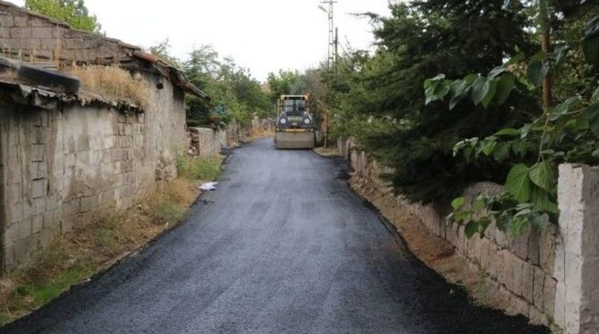 Yenimahalle Semtinde 4 Cadde İle 23 Sokakta Asfalt &Ccedil;alışması