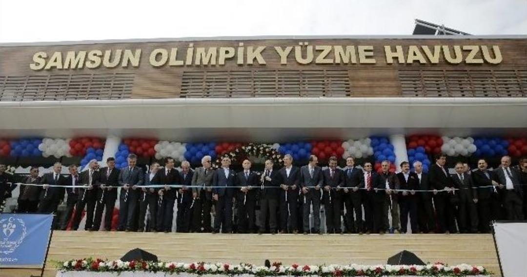 Bakan Kılı&ccedil;, Atakum Olimpik Y&uuml;zme Havuzu&rsquo;nu A&ccedil;tı