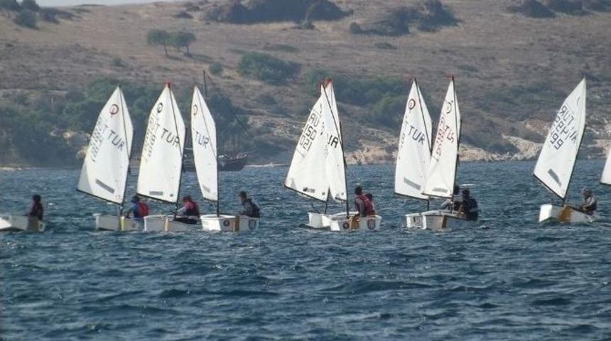 Fo&ccedil;a, Yelkencilerin G&ouml;zdesi