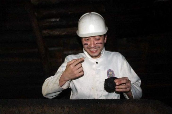 Yabancı Uyruklu Öğrenciler Maden Ocağına Girdi G1