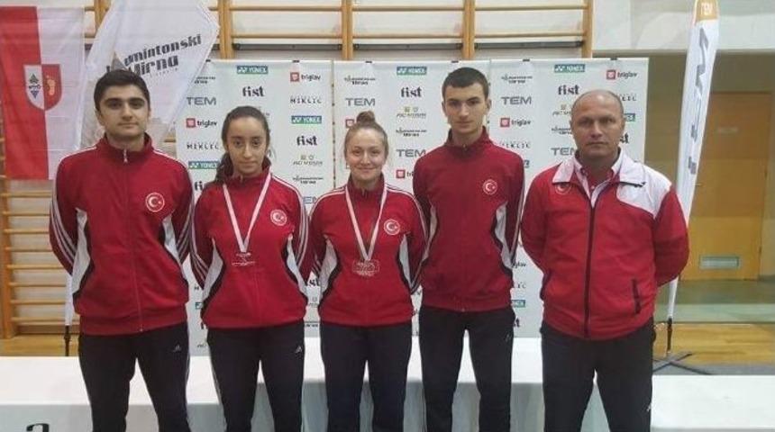Badmintoncular Slovenya’dan Madalya İle Döndü