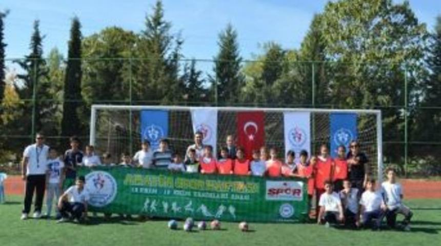 Amat&ouml;r Spor Haftası &Ccedil;oşkuyla Kutlandı