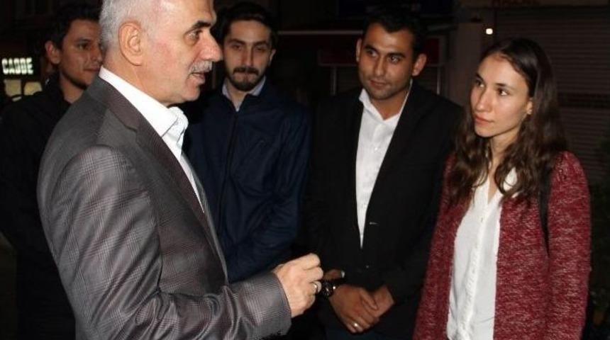 Ak Partili Erol Kaya: &ldquo;ter&ouml;risti Bir Cicisi, Bir De K&ouml;t&uuml;s&uuml; Var Diye Ayırmaya Başladılar"