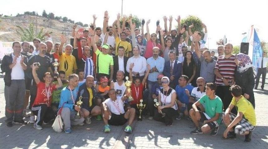 Şanlıurfa Gen&ccedil;lik Hizmetleri Ve Spor İl M&uuml;d&uuml;rl&uuml;ğ&uuml; Amat&ouml;r Spor Haftası Sona Erdi