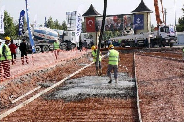 Bakan Işık, Kocaeli’de Raylı Sistemin Temelini Attı