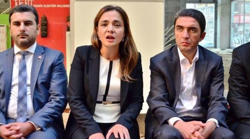 Chp&rsquo;li Milletvekili Gamze İlgezdi&rsquo;den Taziye Ziyareti