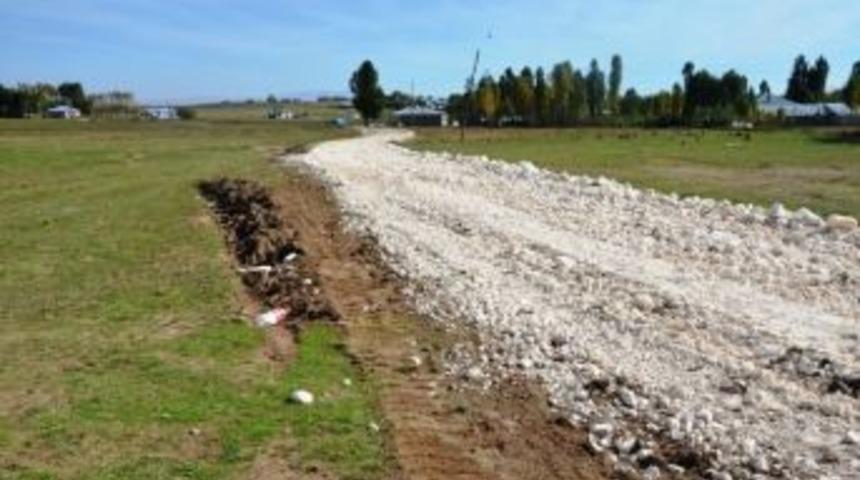 Erciş Belediyesi&rsquo;nden Yol A&ccedil;ma &Ccedil;alışması