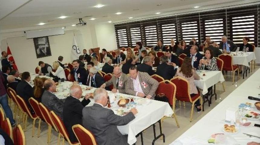 &Ccedil;orlu Protokol&uuml; Muhtarlar İle Buluştu