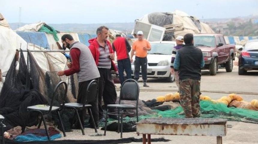 Balık&ccedil;ılar Umudu &Ccedil;inekop Ve L&uuml;fere Bağladı