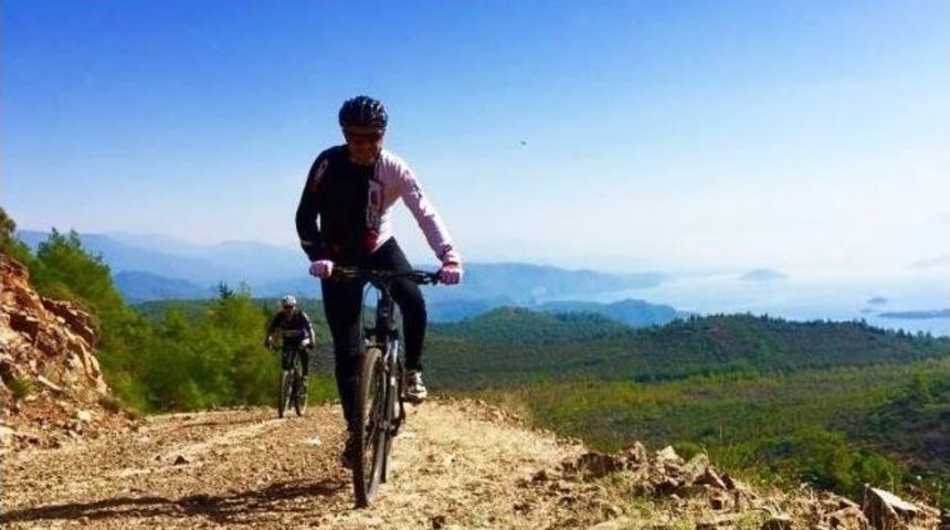 H&uuml;rpedal Bisiklet Topluluğu Etkinliğe Devam Ediyor