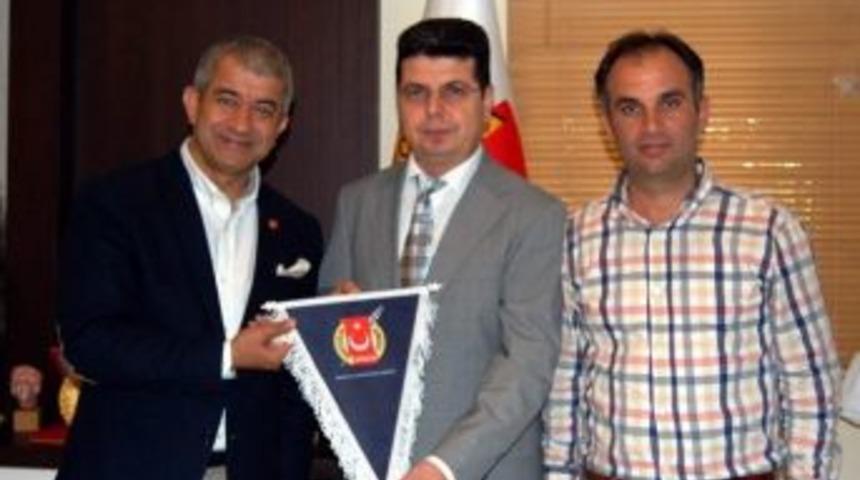 Agc&rsquo;nin Yeni Y&ouml;netiminin İlk Ziyaret&ccedil;isi Dernekler İl M&uuml;d&uuml;r&uuml; Oldu