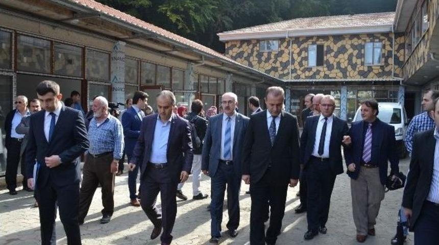 Oylat&rsquo;a Modern Pazar Yeri