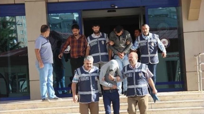 Av T&uuml;fekli Soygun G&uuml;venlik Kameralarına Yansıdı