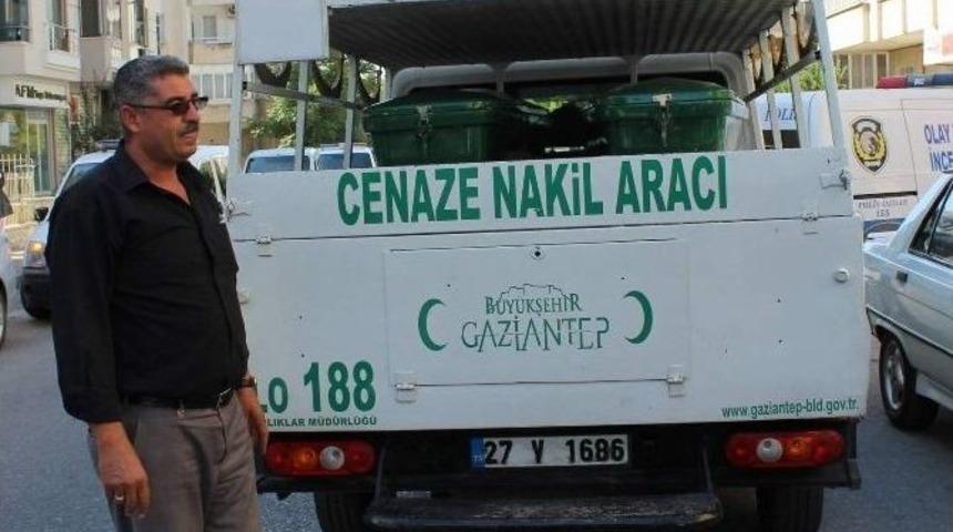 Kayınpederi Tarafından Vurulan Anne Ve &Ccedil;ocuğun Cenazeleri Otopsiye G&ouml;nderildi