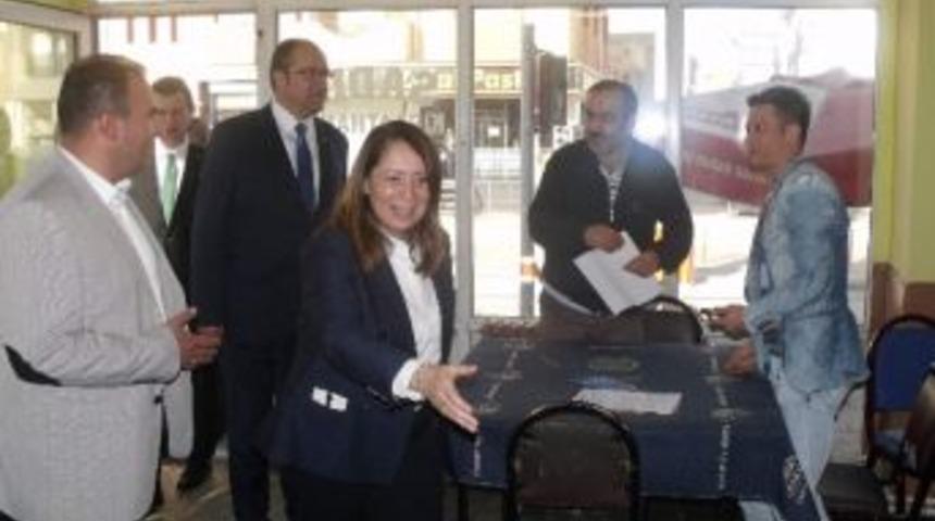 Ak Parti Milletvekili Adayı G&uuml;nay&rsquo;ın Esnaf Ziyareti