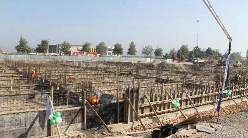 İneg&ouml;l Modern Pazar Alanına Kavuşuyor