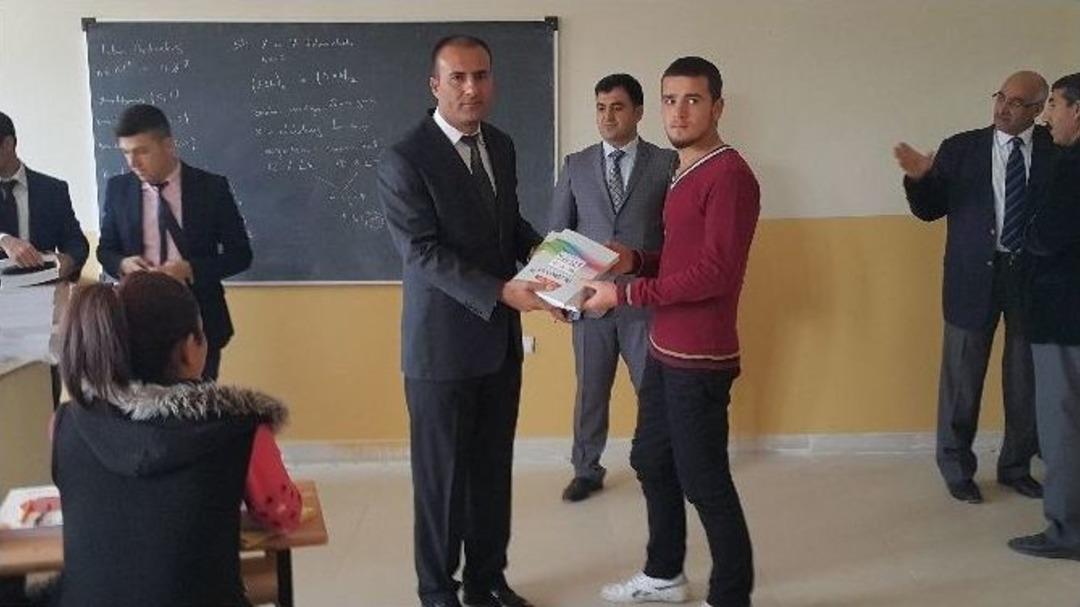 Bulanık&rsquo;ta İl&ccedil;e Milli Eğitim M&uuml;d&uuml;rl&uuml;ğ&uuml; Lise Mezunlarına &Uuml;cretsiz Ygs Eğitimi