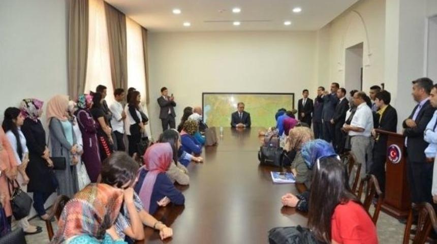 Vali Tapsız, Yeni Atanan &Ouml;ğretmenleri Kabul Etti